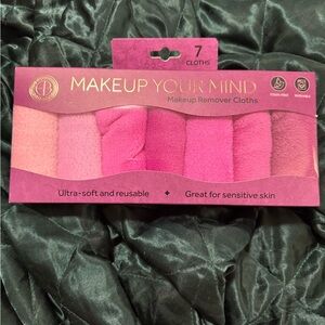 Makeup Your Mind  makeup Remover Cloths Set